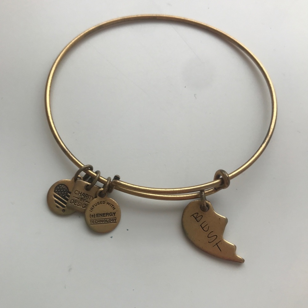 ⬇️Alex & Ani Gold Bracelet “Best”